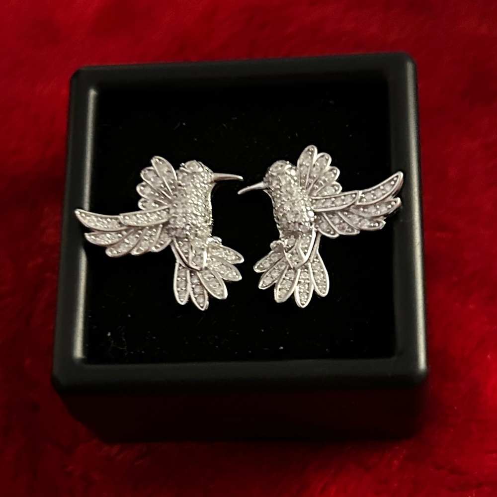 Luxury Moissanite Diamond hummingbird screwback‎ Earrings